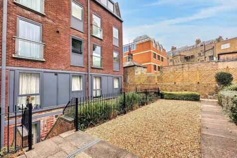 WhatsApp Image 20251020 at 114043_e7bcafd9.jpg