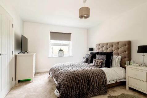 BEDROOMS AND BATHROOMS