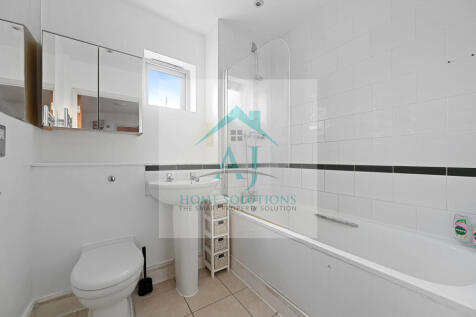 AJ - 47 Lime Court - Bathroom3 (1)