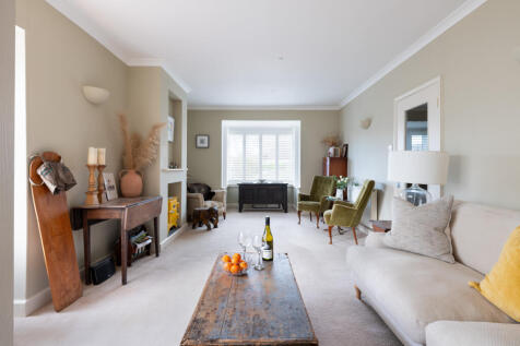 6797b979cfaf0_Hughenden-12