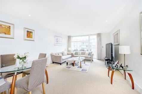 Living/Dining Area