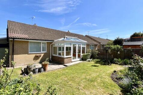 Chard, TA20 - property photo