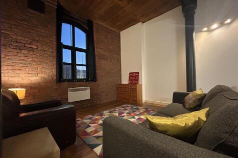 Livingroom.jpeg