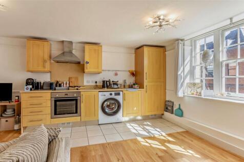 Kitchen/Lounge