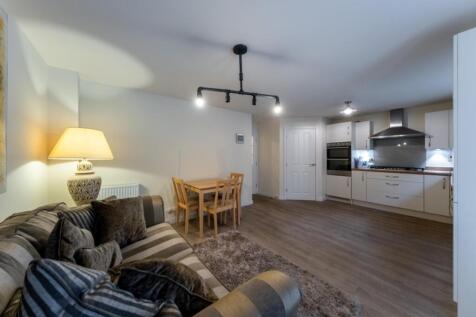 70 Hazelhurst Way-005.jpg