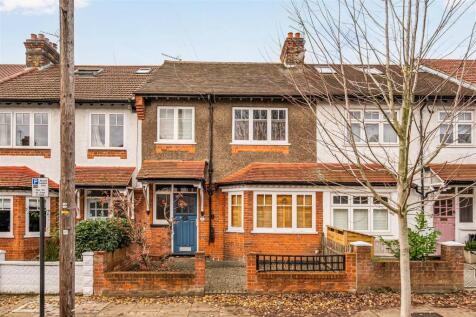 London, W3 - property photo
