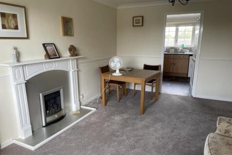 Thorn Tree Avenue, Filey photo 5