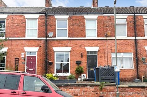 Front Highfield Road.jpg