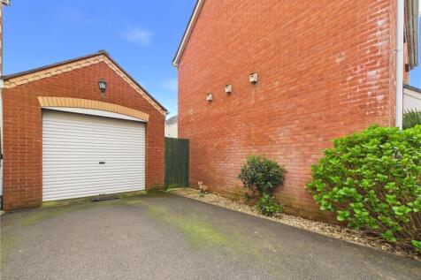 Garage/Parking