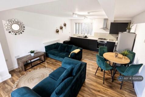 Open Plan Kitchen With Living Room