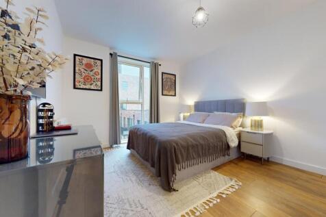 Property to rent in Beckton - Barrain London