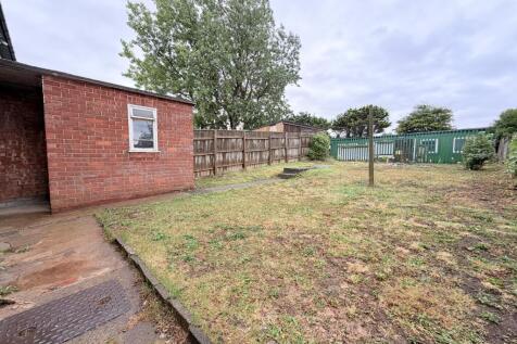 Laburnum Road, Redcar, Redcar And Cleveland photo 3