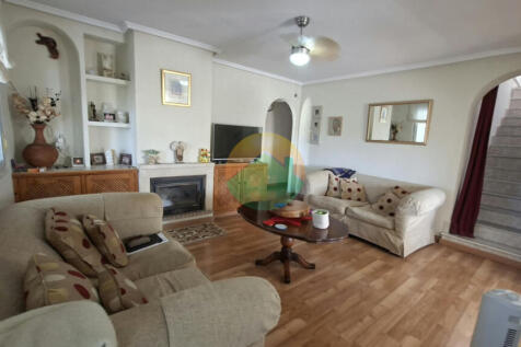 3 Bedroom Detached For Sale-NED654i-2