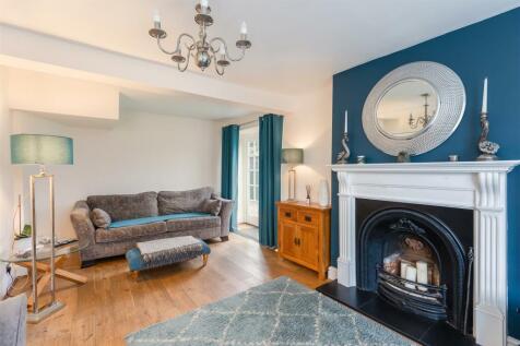 Sunnybank Sitting Room-3.jpg