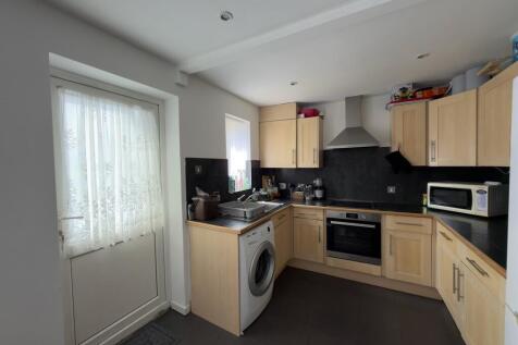 Ivy Court photo 4