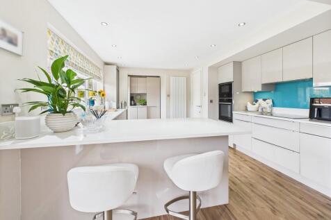 CAM02854G0-PR0430...