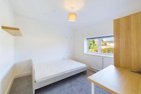 10 - 6 Bed HMO Filton.jpg