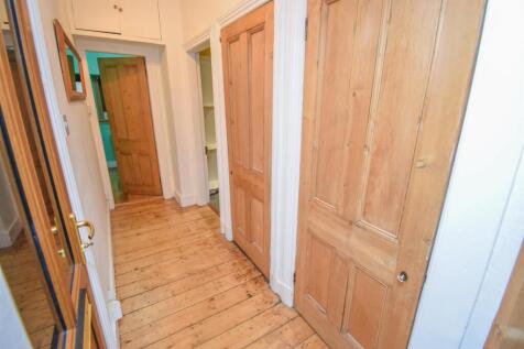 HALLWAY-2.jpg