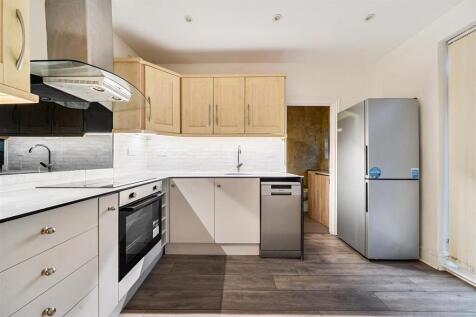Dudley Road, Kingston Upon Thames, KT1 photo 2