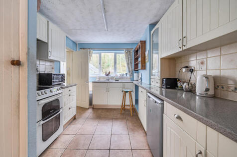 1381728-16-691c79...