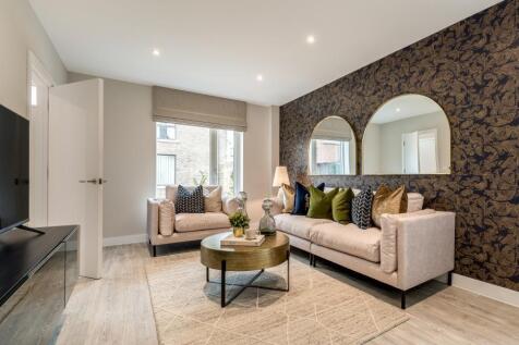 The Mulberry, Number 412, Living
