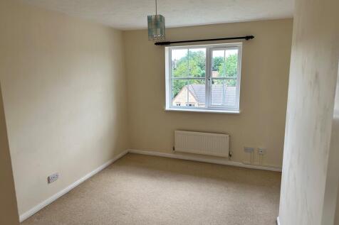 PLOVER COURT, YEOVIL photo 4