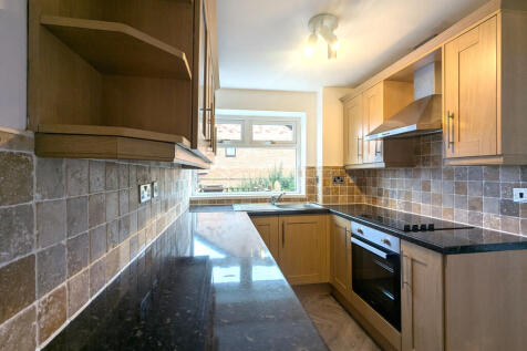 The Green, Ossett, West Yorkshire photo 5