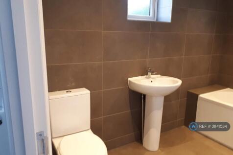 First Floor Bathroom