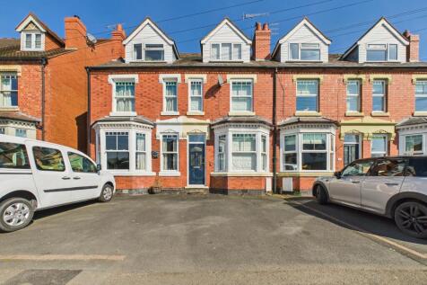 3 bedroom Terraced for sale