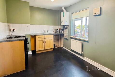 Kingsmead Avenue, Cheltenham, Gloucestershire, GL51 photo 3