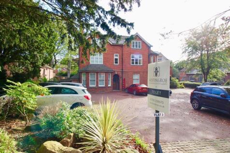 2 Bedroom Flat in ST15 8FL