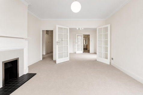 Dual Reception Room Reverse