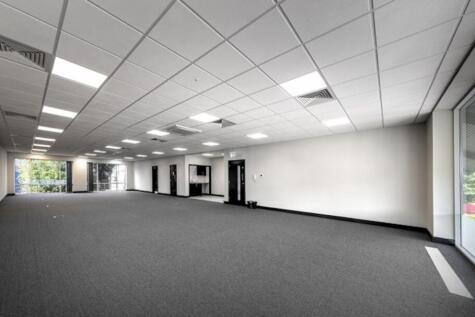 174 Buckingham Avenue - Internal .jpg