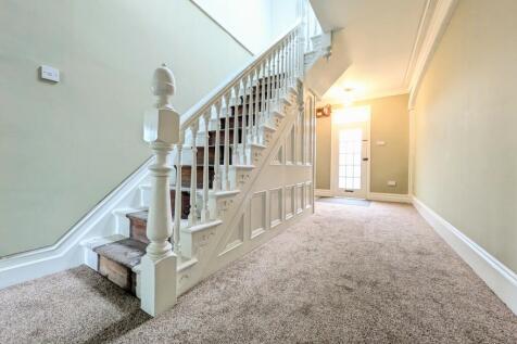 PXL_20241213_122631231.MP~2