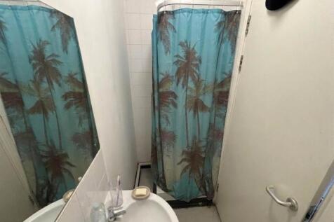 Bathrooom 