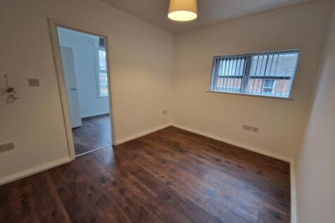 Warwick Place, Leamington Spa photo 3