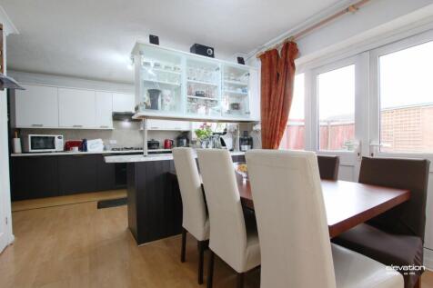 Harlech Road, Bedford, MK41 photo 4