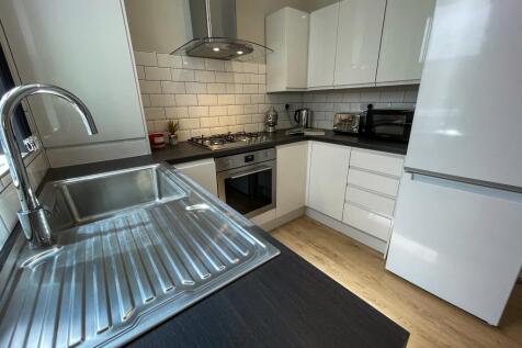 Halsbury Road, L6 6DG,  photo 4