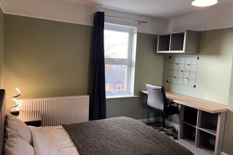 5 Victoria Terrace - Bedroom 2(1).jpg