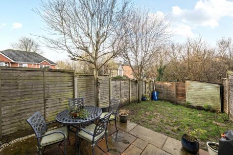 Atte Lane, Warfield, Bracknell, Berkshire, RG42 photo 3
