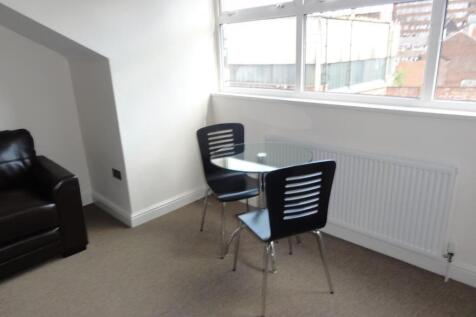Flat 6, 67 Rockingham Street photo 5