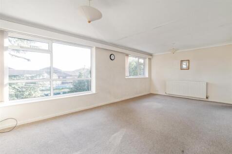 6 Keresley Close_3.jpg