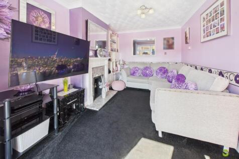 Presented by Clinton at EweMove Bexleyheath and Da