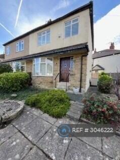 3 Bed Semi-Detached With Double Driveway