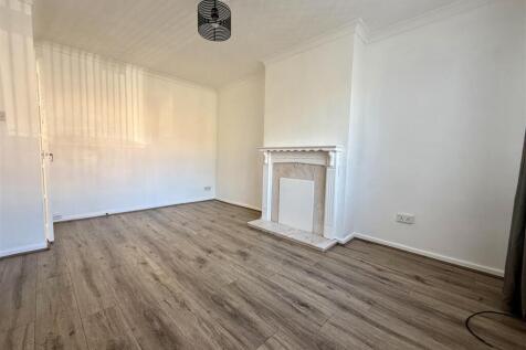 Castlebridge Road, Wolverhampton photo 3