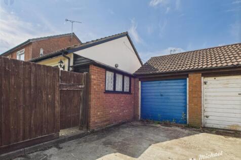 CAM03218G0-PR0738-STILL020