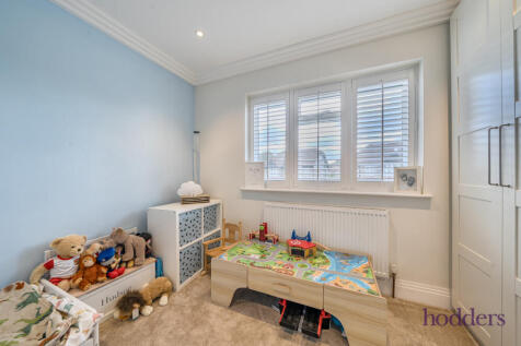 aecb8813-80c5-4c4...