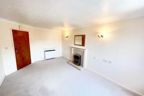 London Road, Northwich, CW9 photo 4