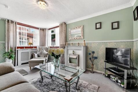 14 parkhouse gardens, ardrossan 05.jpg