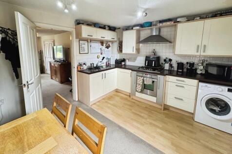 Rosebay Close, Royton  photo 5